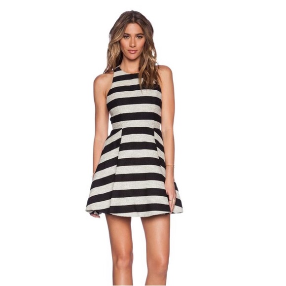 Alice + Olivia Dresses & Skirts - Alice + Olivia Chase striped pleated flare dress